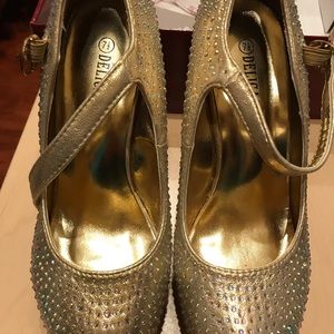 Beautiful shoes brand new